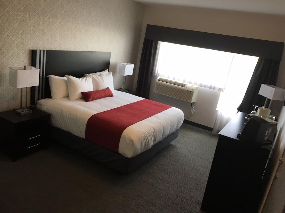 Park Inn By Radisson Edmonton Airport Ледук Экстерьер фото